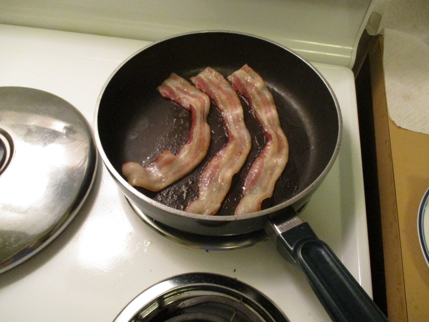 161221bbcut-baconinpan