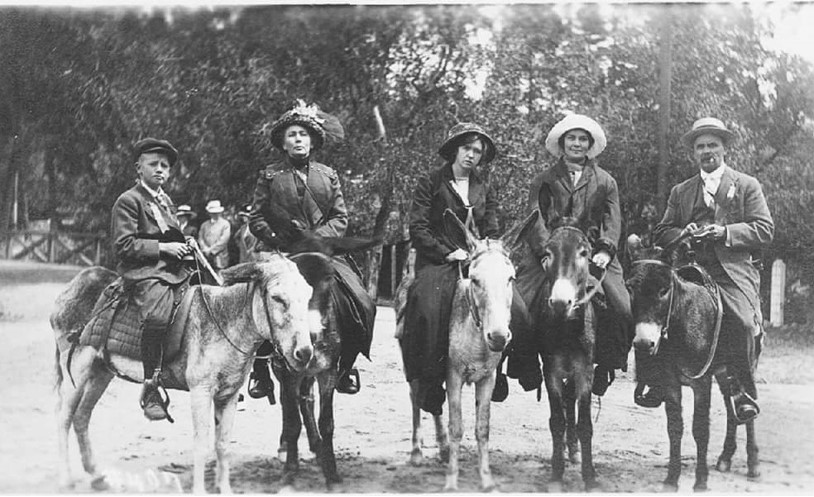 170510bbcut-onhorseback