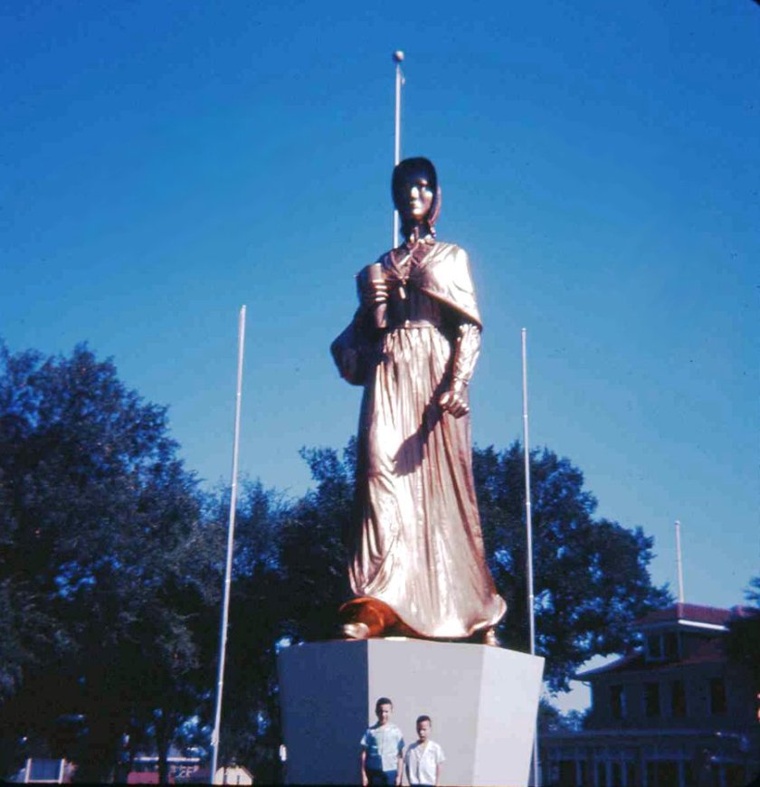 1958 State Fair Pioneer Woman Statue