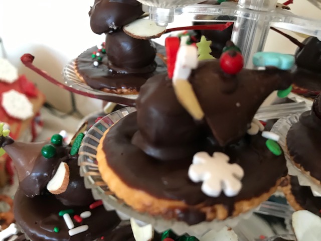 181222bbcut-astronomerpic5