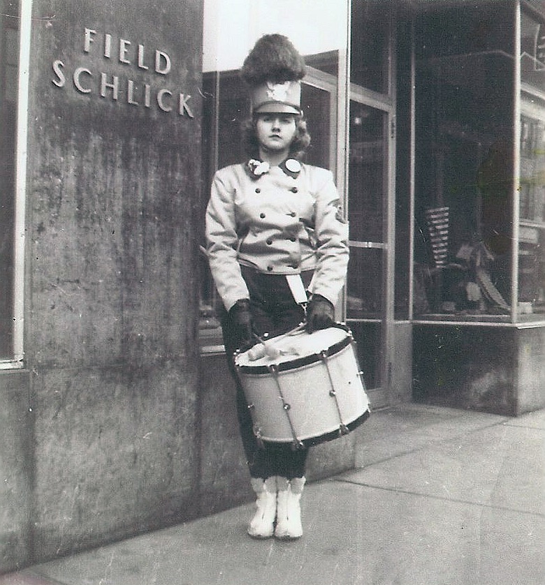 Field Schlick drummer girl